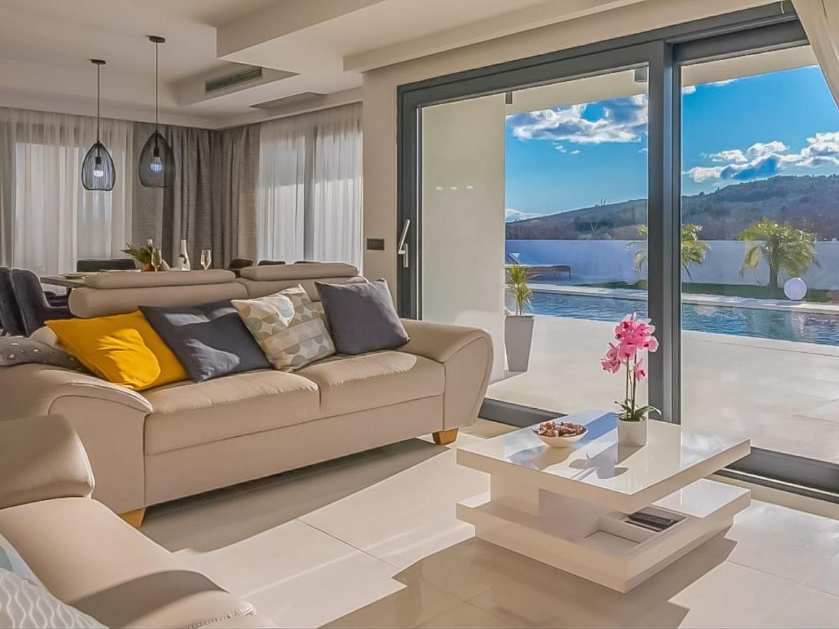 Villa Milly Vrh  Esterno foto